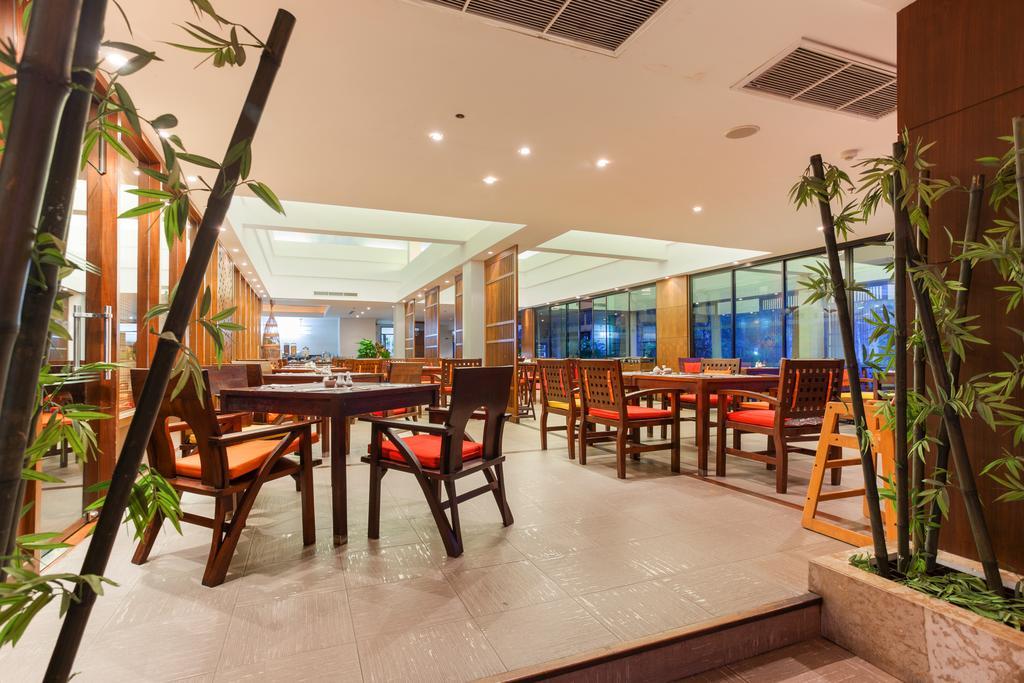 Alpina Phuket Nalina Resort & Spa Bagian luar foto